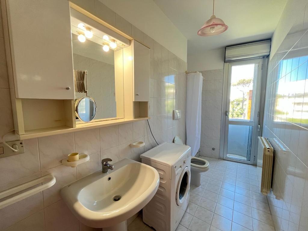 Venere Apartament Tirrenia Exterior photo